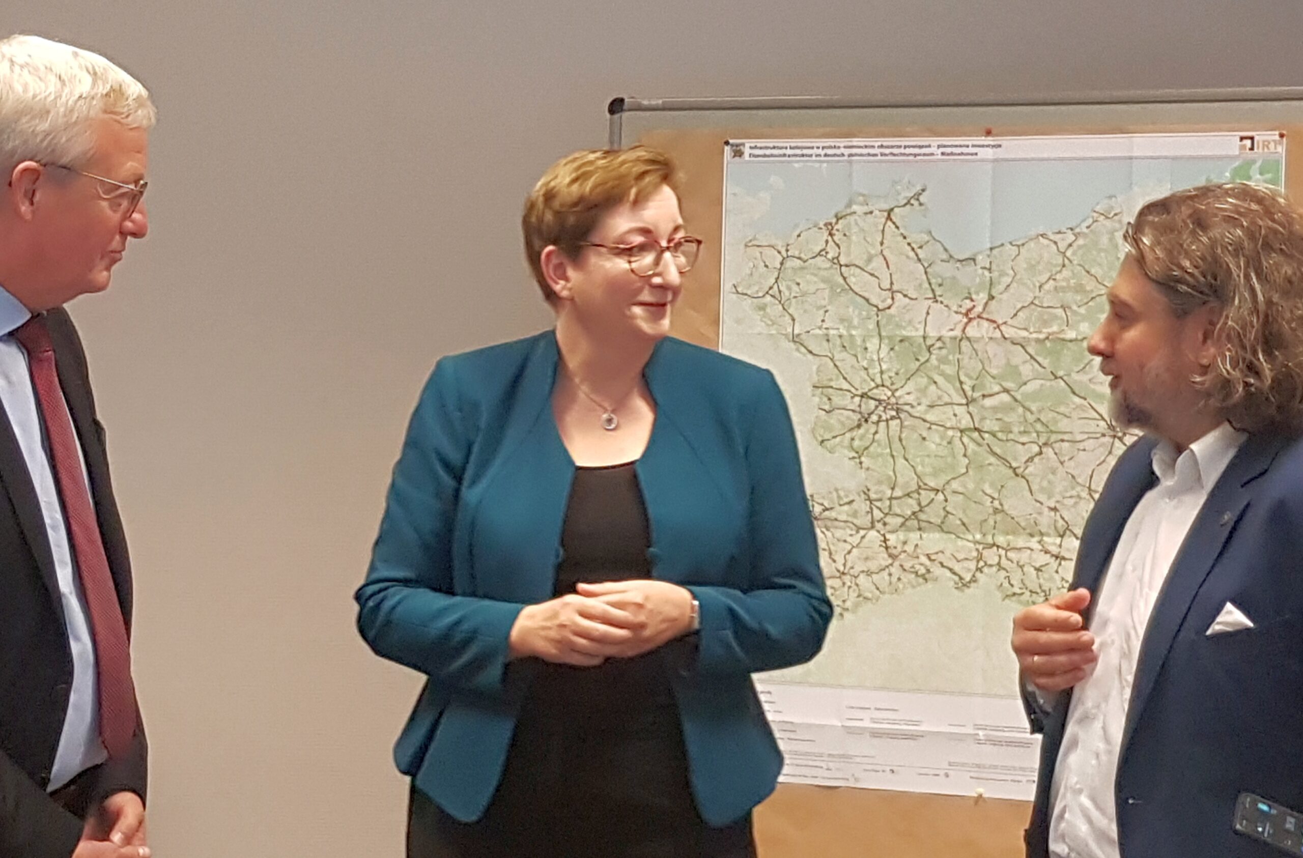 Min. Beermann, Min. Geywitz, dr Zathey (IRT)