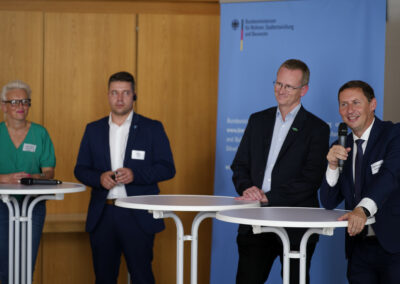 Abschlusskonferenz des Modellvorhabens der Raumordnung (MORO) „Integrierte Planung im deutsch-polnischen Verflechtungsraum“ in Berlin am 28.09.2023. / Konferencja podsumowująca modelowe przedsięwzięcie ładu przestrzennego „Zintegrowane planowanie w polsko-niemieckim obszarze powiązań” w Berlinie, 28.09.2023. / Foto: Henning Schacht.